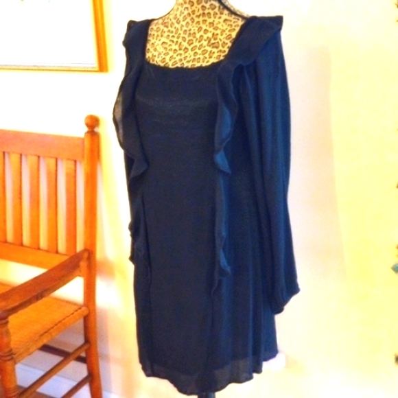 Glam Ladies Long Sleeve Midi Dress with Ruffle Accent Size:M Color:Black NWOT - Picture 2 of 10
